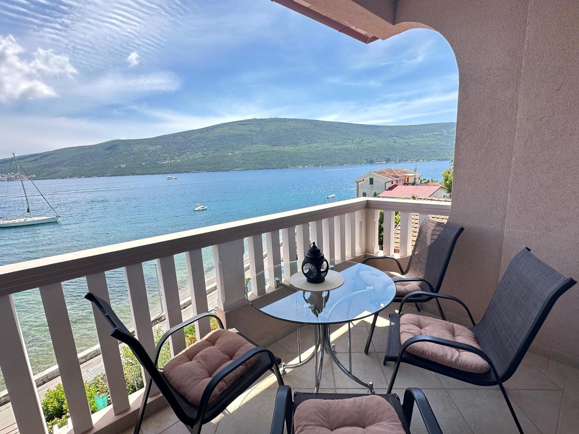 Vila Jadranka Apartments Herceg Novi Exteriér fotografie